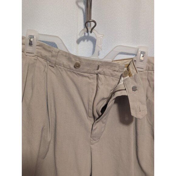 Vintage Tommy Bahama Men's Khaki Pleated Relaxed Fit Silk/Cotton Shorts Size 35 - Picture 5 of 16